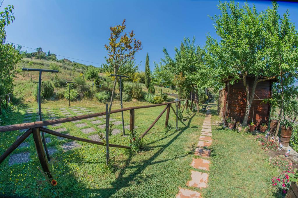 Hostal I Due Cipressi Torrenieri Exterior foto